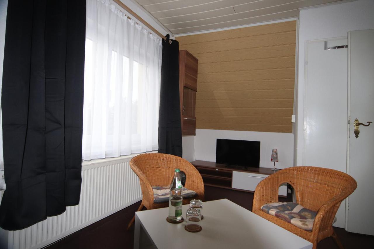 Ruhige Wohnung Mit Terrasse Nur 5 Minuten Zur Mueritz Marienfelde Eksteriør bilde